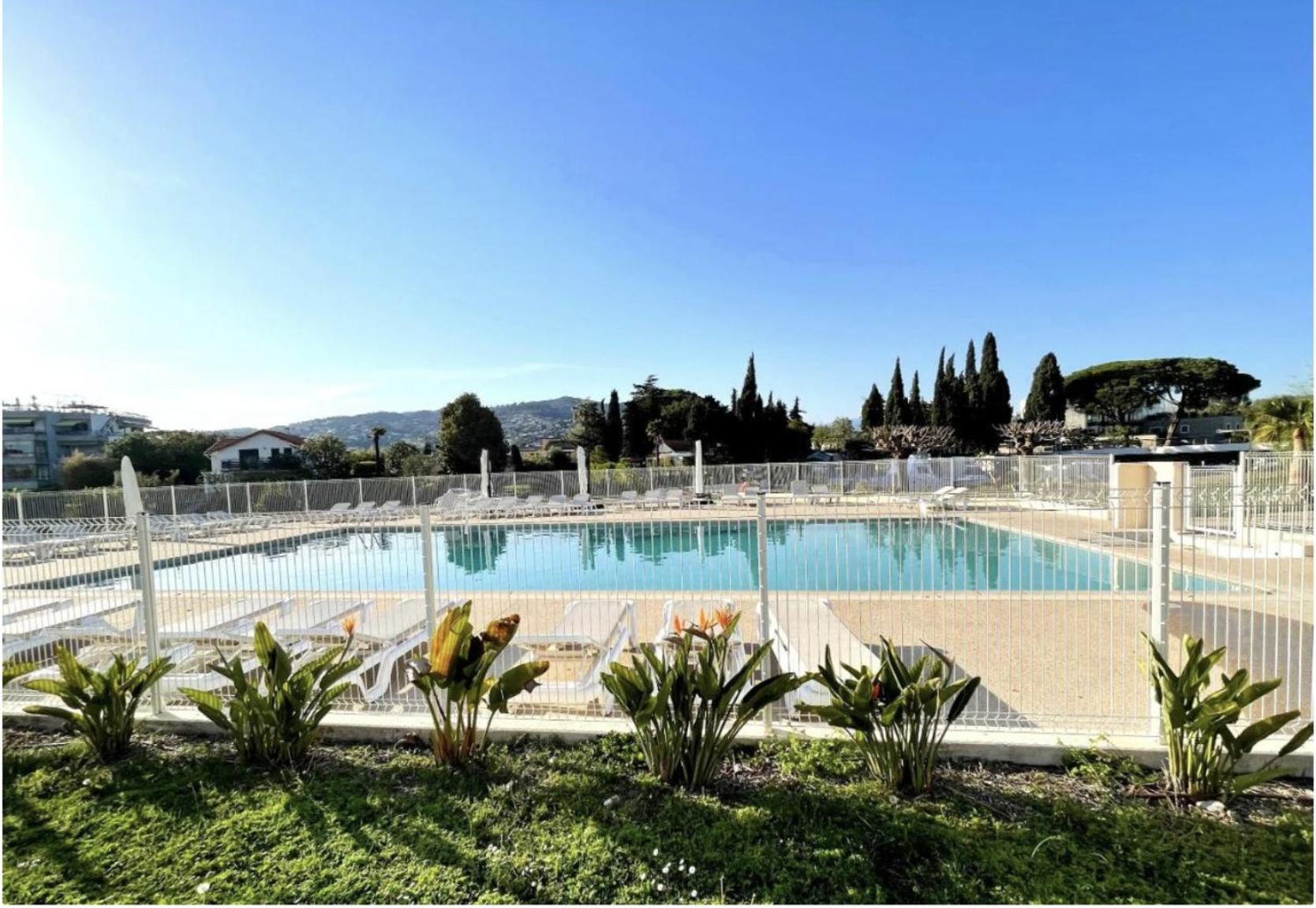 17 - Les De Robinson - Avec Piscine En Bord De Siagne, A Mandelieu